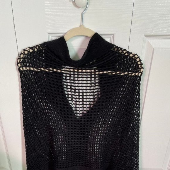 Open Weave Sweater Poncho Black - Picture 3 of 4